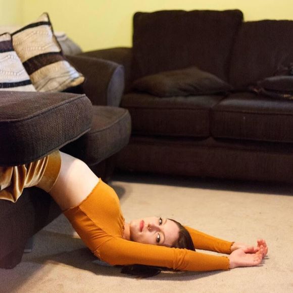 Meet your Posher, Tori - Picture 1 of 1